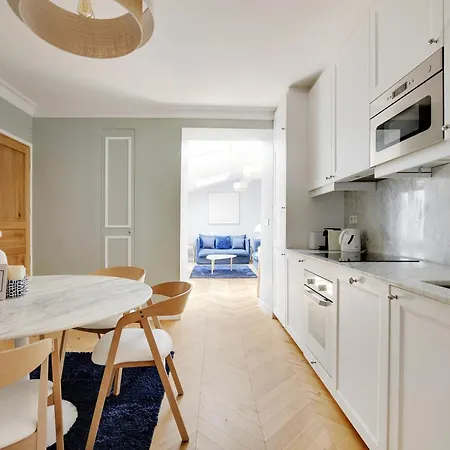 Pick A Flat's In Montmartre - Rue Lepic Apartment Paris