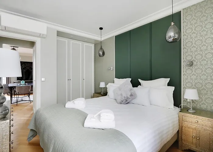 Pick A Flat's In Montmartre - Rue Lepic شقة باريس