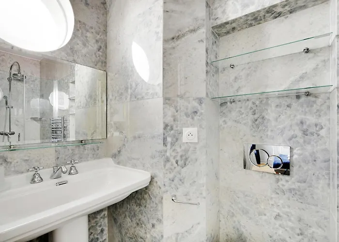 Pick A Flat's In Montmartre - Rue Lepic شقة *